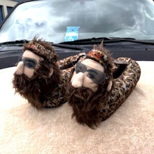 Shoe Size: 10 - 11 Duck Dynasty Uncle Si Slippers . {One Size Fits Most} . New